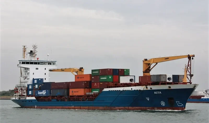 RITA Container Ship IMO 9318931 photo 2