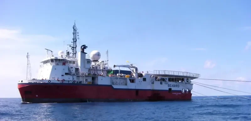 VOYAGER EXPLORER General Cargo IMO 9319052