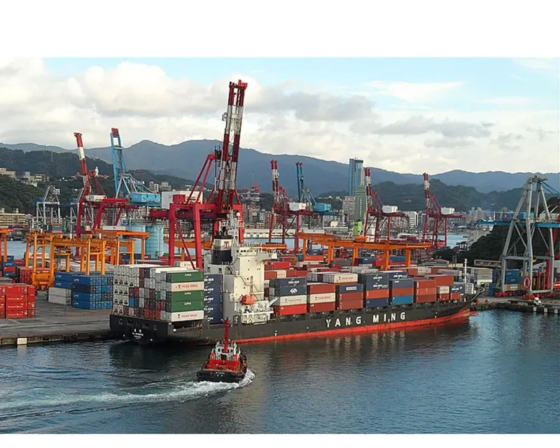 YM INVENTIVE Container Ship IMO 9319105 photo 10