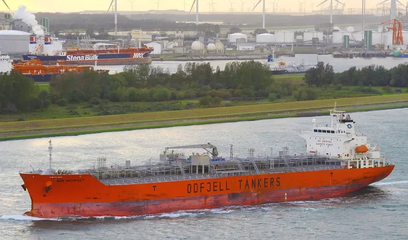 BOW ARCHITECT Tanker IMO 9319480 photo 10