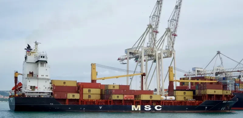 MSC AMANDA F Container Ship IMO 9319600 photo 8