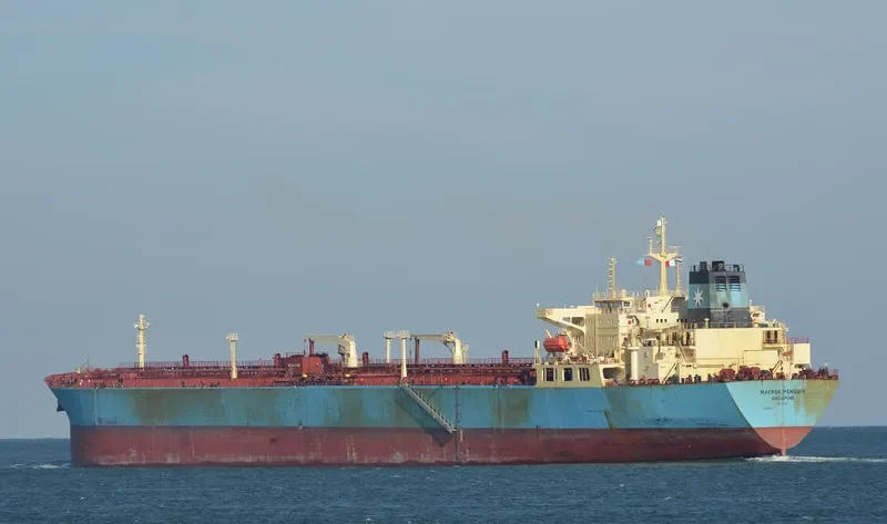 MAERSK PENGUIN Tanker IMO 9319674 photo 5