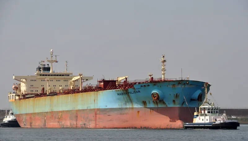 MAERSK PELICAN Tanker IMO 9319686 photo 7
