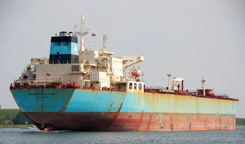 MAERSK PELICAN Tanker IMO 9319686 photo 8