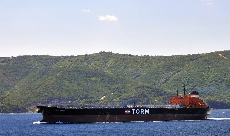 TORM MARINA Tanker IMO 9319698 photo 2