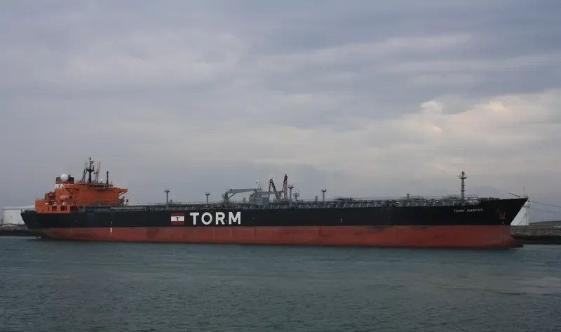 TORM MARINA Tanker IMO 9319698 photo 4