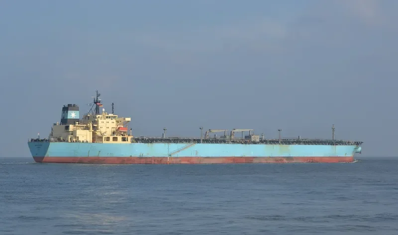 MAERSK PIPER Tanker IMO 9319703 photo 6