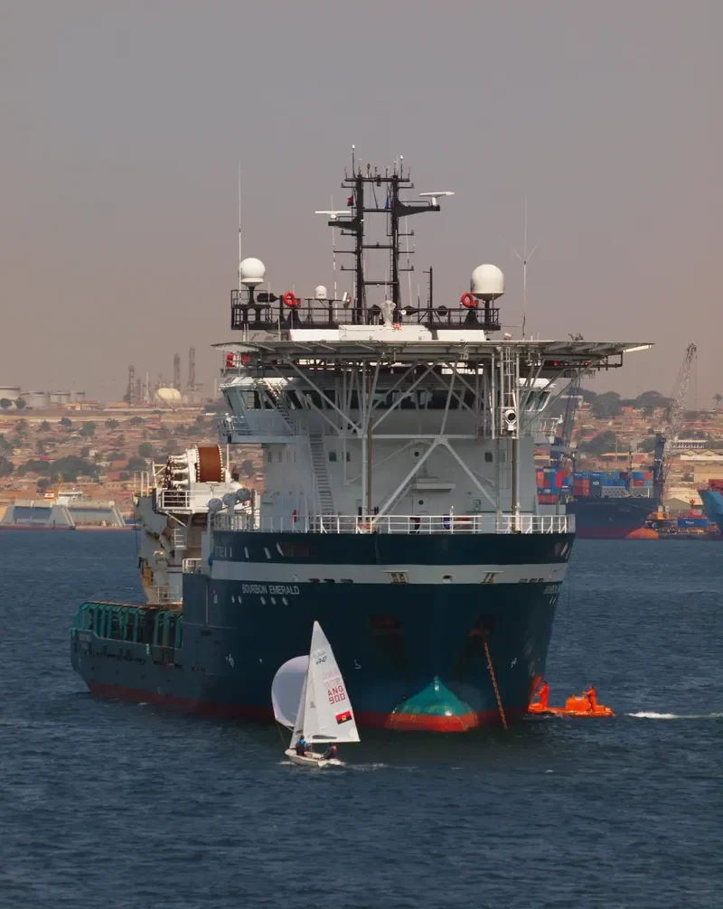 IZUMRUD Offshore Vessel IMO 9319715 photo 10