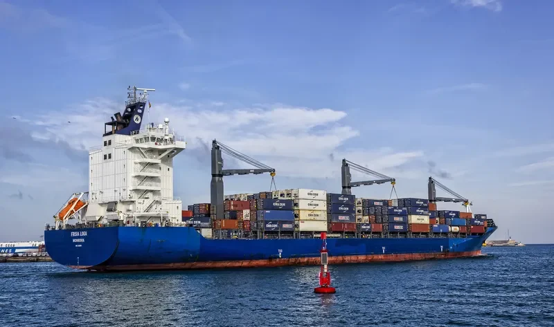 SEASPAN LOGA Container Ship IMO 9320001 photo 6