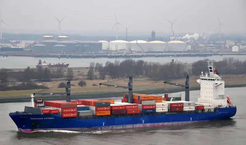 SEASPAN LOGA Container Ship IMO 9320001 photo 9