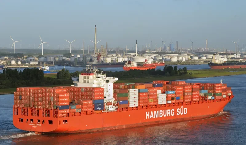 SEASPAN LOGA Container Ship IMO 9320001 photo 10