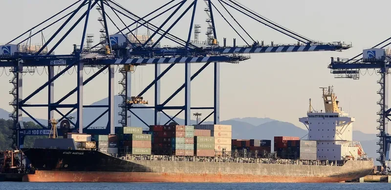 AS COLUMBIA Container Ship IMO 9320037