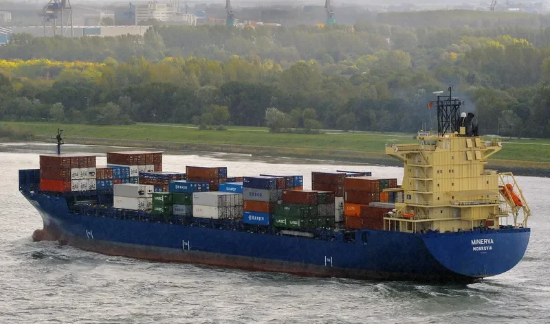 SITU MAS Container Ship IMO 9320142 photo 4