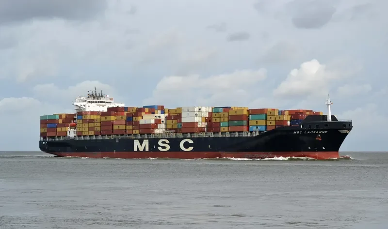 MSC LAUSANNE Container Ship IMO 9320398 photo 8