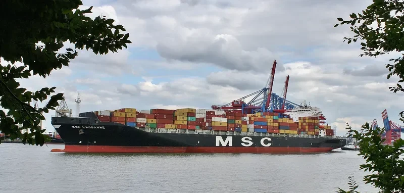 MSC LAUSANNE Container Ship IMO 9320398 photo 10