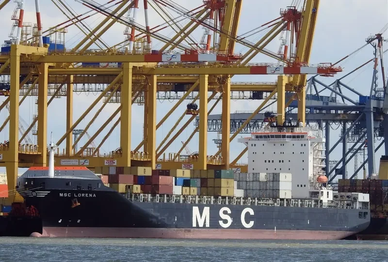 MSC LORENA Container Ship IMO 9320403 photo 2