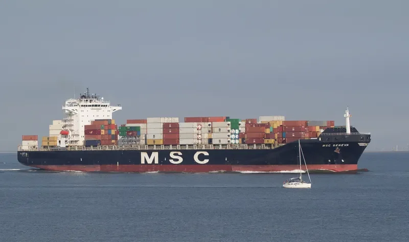 MSC GENEVA Container Ship IMO 9320427 photo 4
