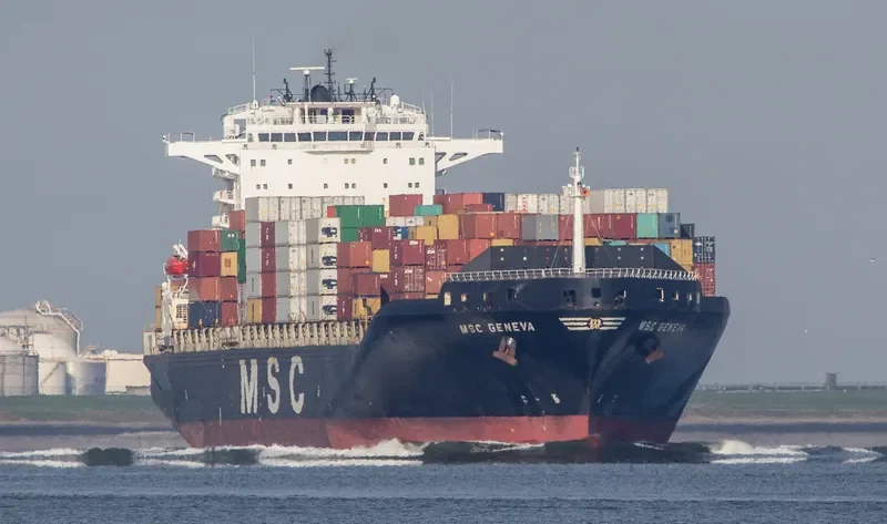 MSC GENEVA Container Ship IMO 9320427 photo 5