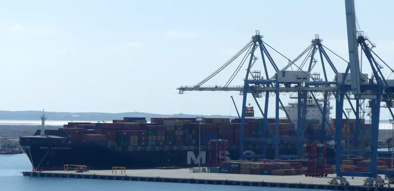 MSC CAROUGE Container Ship IMO 9320441 photo 7