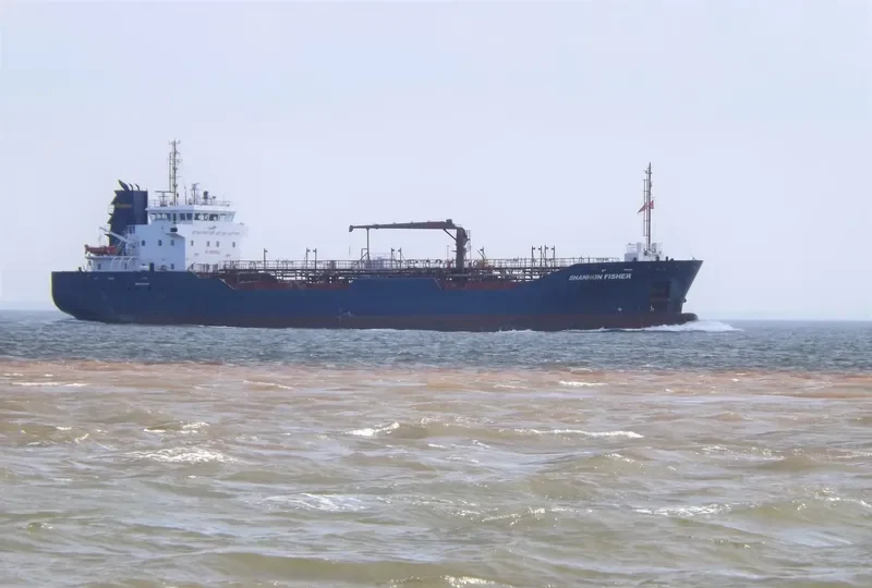 SHANNON FISHER Tanker IMO 9320489 photo 6