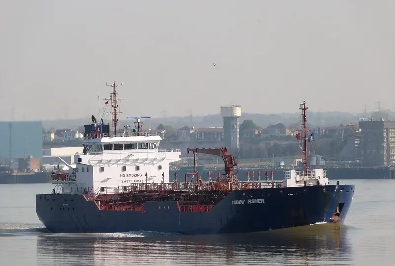 SOLWAY FISHER Tanker IMO 9320491 photo 8