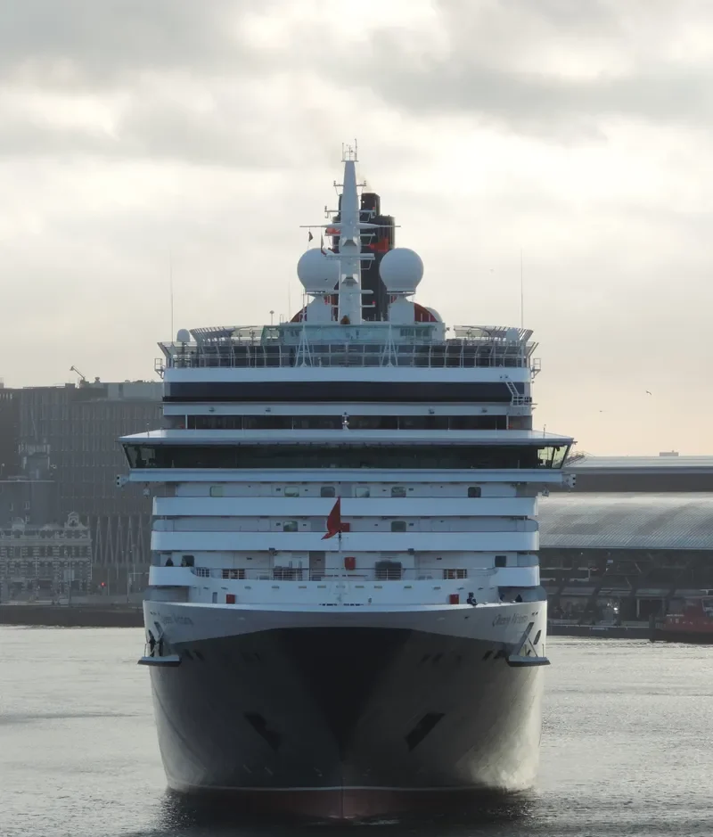 QUEEN VICTORIA Passenger Ship IMO 9320556