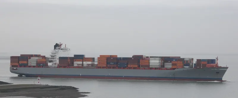 UTE Container Ship IMO 9320685 photo 6