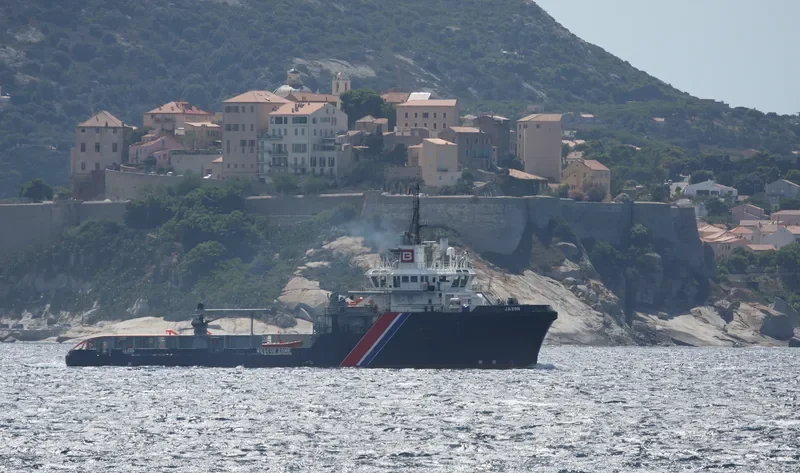 JASON Offshore Vessel IMO 9320922 photo 9