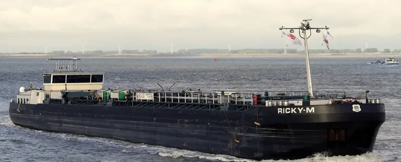 RICKY M Tanker IMO 9321081 photo 6