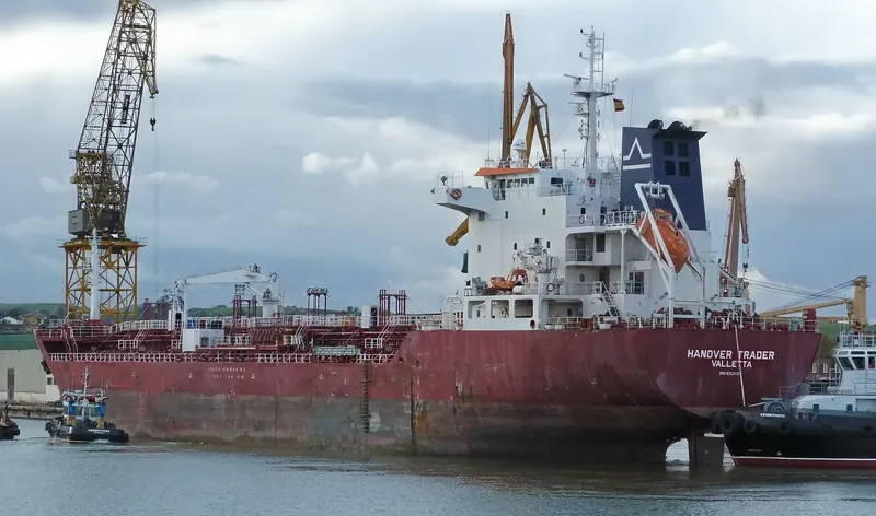 KS IRIS Tanker IMO 9321134 photo 2