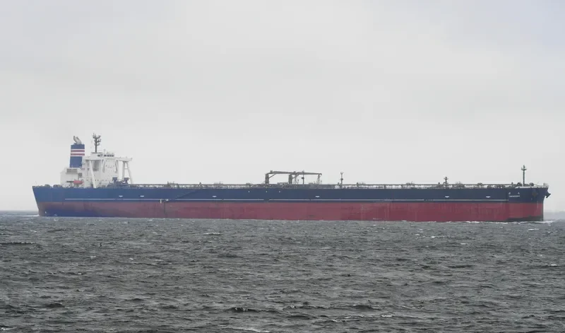 TAKAHASHI Tanker IMO 9321304 photo 6