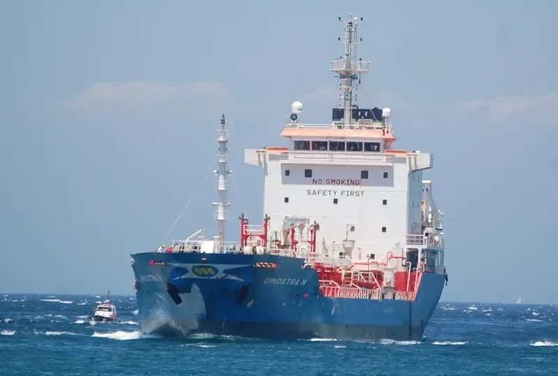 GINOSTRA M Tanker IMO 9321419 photo 4