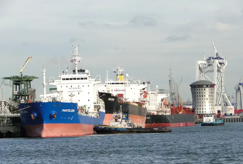 ELENA II Tanker IMO 9321469 photo 7