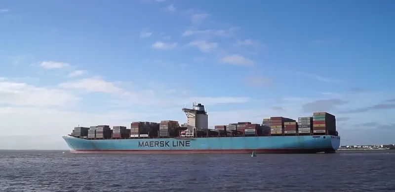 EVELYN MAERSK Container Ship IMO 9321512 photo 2
