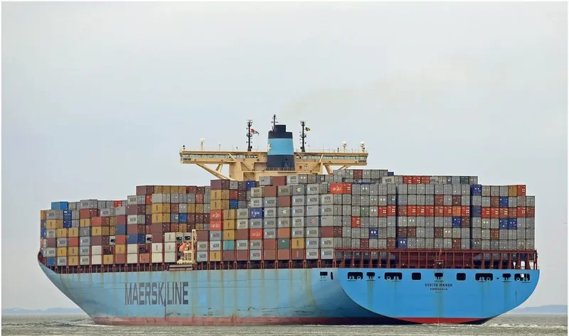 EVELYN MAERSK Container Ship IMO 9321512 photo 9