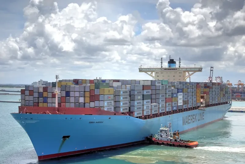 EBBA MAERSK Container Ship IMO 9321524 photo 2