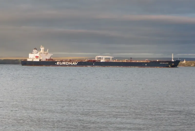 CAP GUILLAUME Tanker IMO 9321691 photo 10