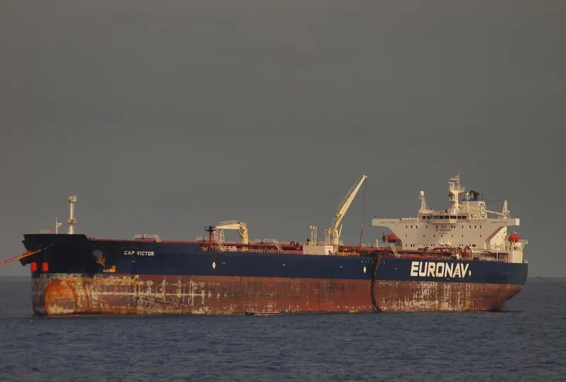 CAP VICTOR Tanker IMO 9321720 photo 4