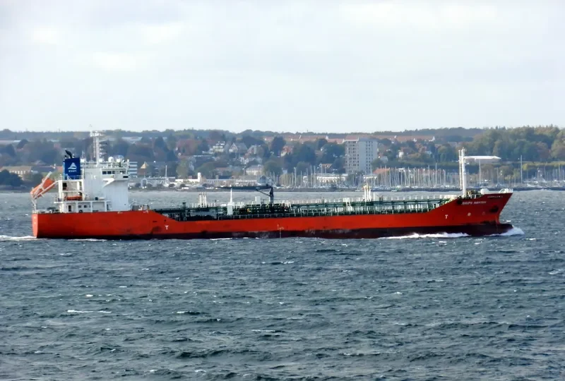 DOOLA STAR Tanker IMO 9321809 photo 4