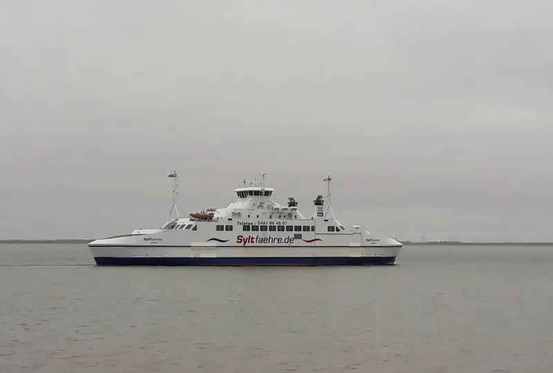 SYLT EXPRESS Ro-Ro IMO 9321823 photo 2