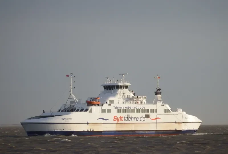 SYLT EXPRESS Ro-Ro IMO 9321823 photo 8