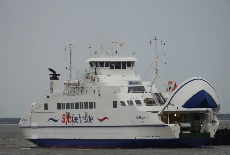 SYLT EXPRESS Ro-Ro IMO 9321823 photo 9
