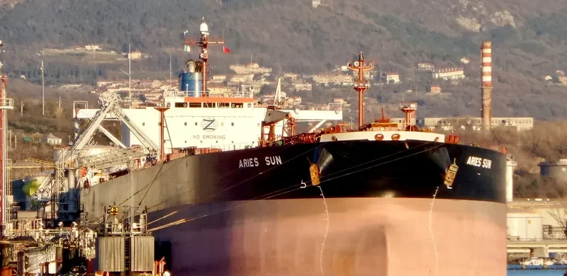 ARIES SUN Tanker IMO 9321847 photo 6