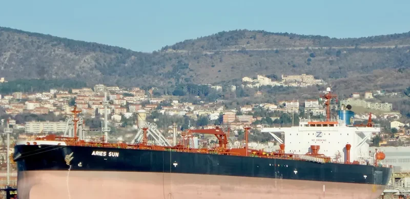 ARIES SUN Tanker IMO 9321847 photo 7