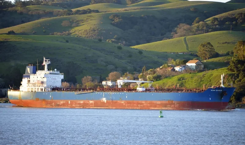 STAR EAGLE Tanker IMO 9321938 photo 2