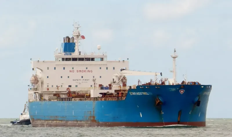 STAR KESTREL Tanker IMO 9321940 photo 8