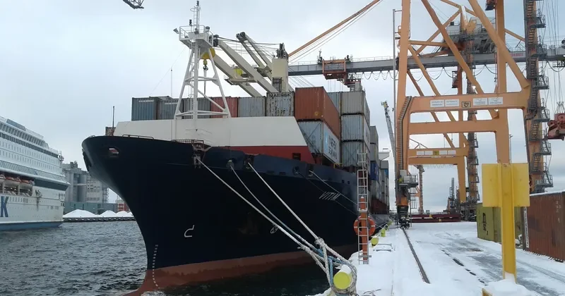 SAGAMORE Container Ship IMO 9322009 photo 10