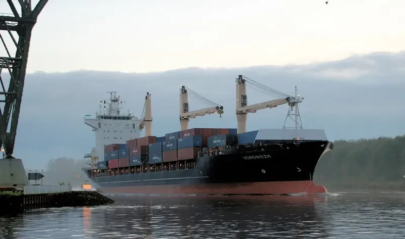 MSC YOSHEEN Container Ship IMO 9322011 photo 7