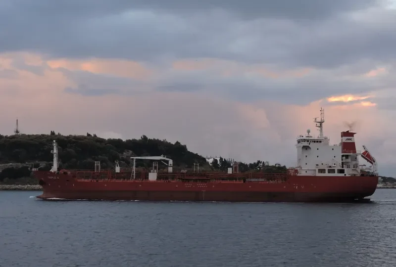 TRIPLE A Tanker IMO 9322152 photo 5