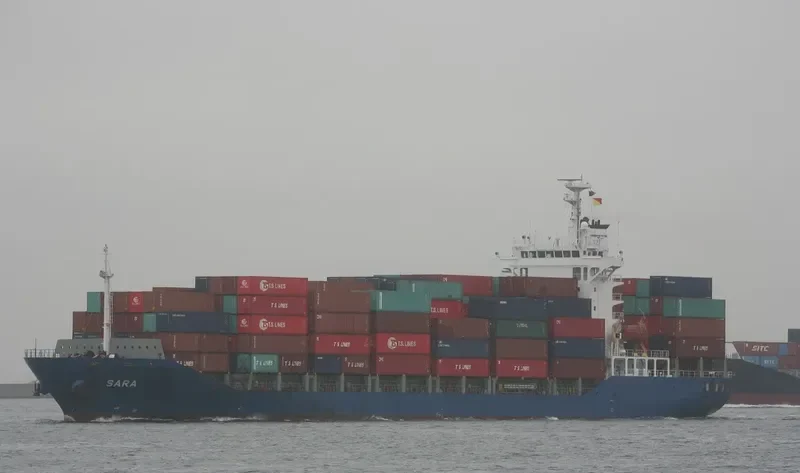 SITC QINZHOU Container Ship IMO 9322243 photo 2